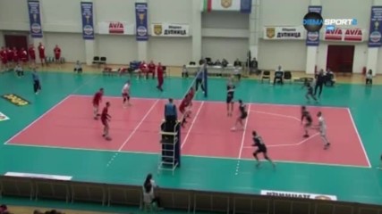 Какво се случи в 8-ия и 9-ия кръг в Суперлигата по волейбол?