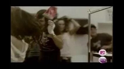 Ashlee Simpson - La La