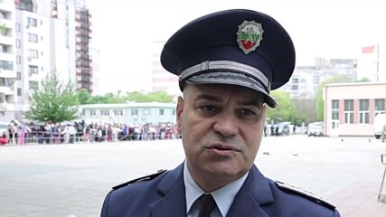 Евакуираха най-голямото училище в Бургас в антитерористично учение