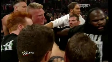Wwe Raw 09.04.12 Brock Lesnar И John cena Се Сбиват Жестоко!!!