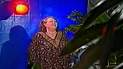 Ваня Костова ( 1999 ) - Я кажи ми, облаче ле бяло
