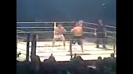 Краси Младенов -vs- Светослав Захариев - 27.5.2011. - Max Fight 21