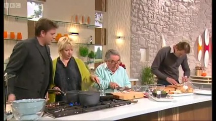Ronnie Corbett Food Heaven Part 1 - Saturday Kitchen - Bbc 