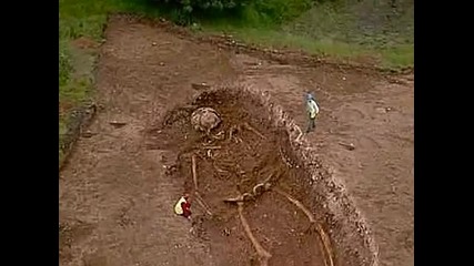 човешки скелети гиганти намерени в индия