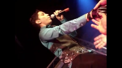 Tu Amor y Solo Quedate En Silencio - Christian Chavez [libertad Showcase Hollywood]