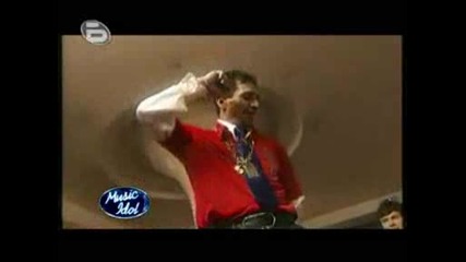 Music Idol 3 ** Марин от Мм прави шоу **