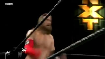 Kassius Ohno - Running Elbow to corner