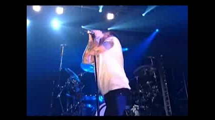 Lp - Pushing Me Away (live At Webster Hall) с превод