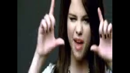 Selena Gomez - Falling Down