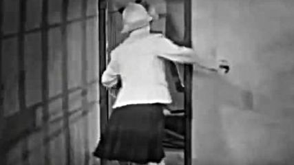 Laurel Hardy Dancing to Pink Floyd