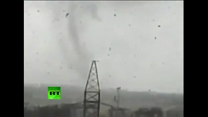 Вижте едно необичайно торнадо в Русия ! ! ! 01.08.2011