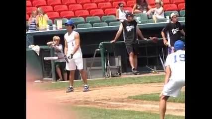 Joe Jonas play basebal