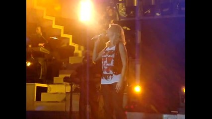 Natasa Theodoridou Live Pavilion Hall Nicosia January 2010 5 