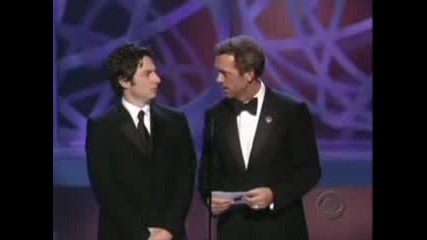 Zach Braff се бъзика с Hugh Laurie (Хаус) Emmys 2006