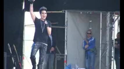Adam Lambert - Sleepwalker ( live at Maxidrom, Russia, 2011 )