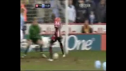 другият гол с балони: шефилд - манчестър сити Sheffield United - Manchester City Balloons on pitch! 