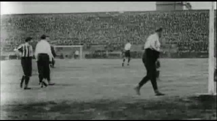 Вижте какъв е бил футбола през 1901 година 