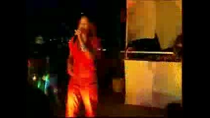 Rihanna Live