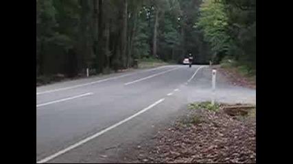 Suzuki Gsx - R 1000 K6 Wheelie