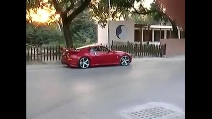 Луд в Nissan 350z