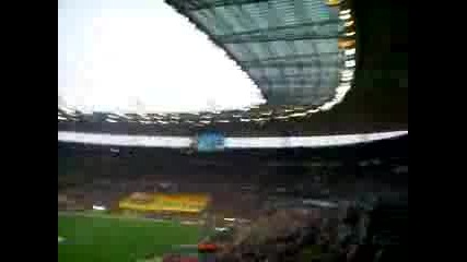 Arsenal Fans Singing Champs League Final 06