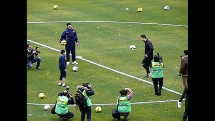 Кристиано Роналдо остана смаян от уменията с топка на младо узбекистанче !!! 