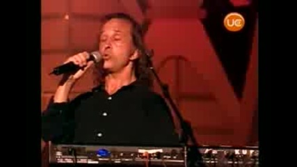 Kansas - Dust In The Wind - Live Chile