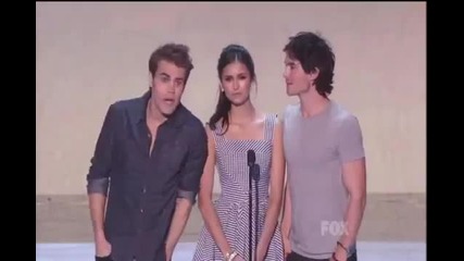 Nina, Paul and Ian Presents at the 2011 Teen Choice Awards