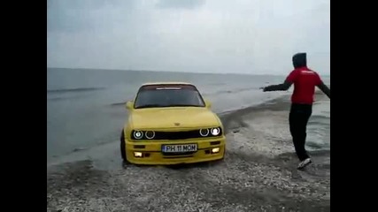 Na plaj s Bmw E30