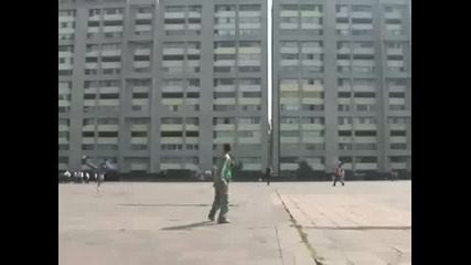 Ненормални трикове - Футбол по улиците - [ H Q ]