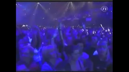 Halid Beslic - Iznad Tesnja - (Live) - (Arena Zagreb 2009)