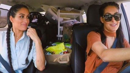 The Bella Twins bring Birdie on her first road trip: Total Divas Preview Clip, Nov. 15, 2017