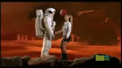 Britney Spears - Oops I Did It Again
