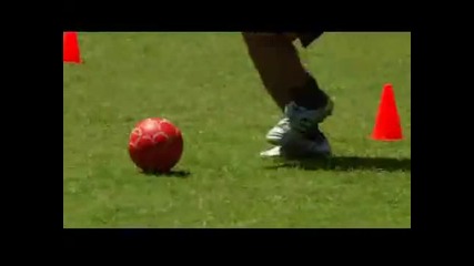 Youtube - How to Play Soccer How to Dribble a Soccer Ball 