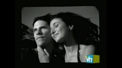 Hinder - Lips Of An Angel High