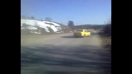 Gadjet mobila si pali gumite i aspuha