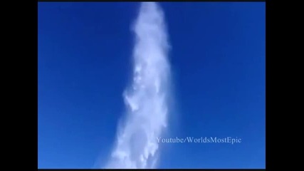 Ето какво става,когато бомба гръмне под водата
