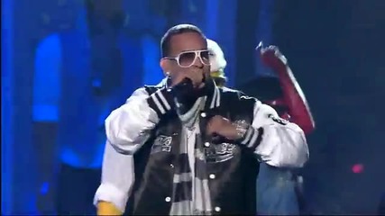 Daddy Yankee - Pose (live at The Latin Billboard 2009) 