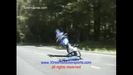 gazar se pravi i pada s motora :d