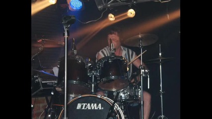 Elinor - Four Command