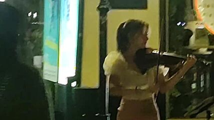 Street Violinist N:34-she was playing this, before she met Niko.mp4
