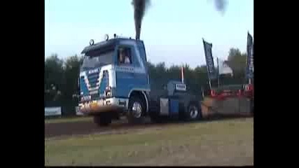 Truckpulling Scania 113