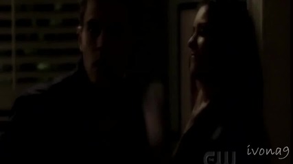 Pokaji si zybkite Katherine Pierce Show me your teeth