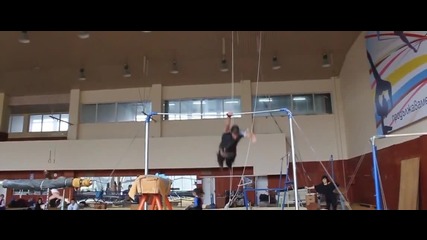 Българин Изуми Света С Уменията си !!!