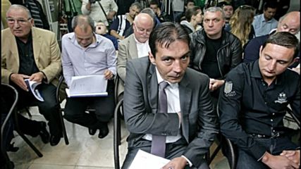 Ангел Петричев: Крив мач