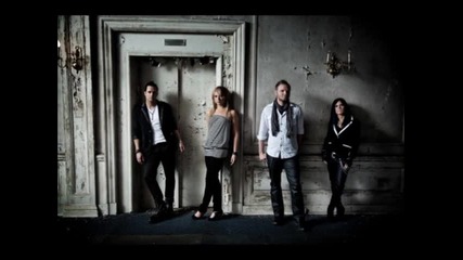 Skillet_-_wishpers_in_the_dark