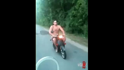 Еми случва се
