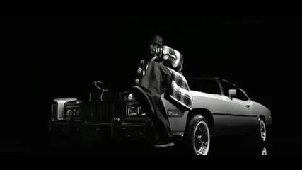 Snoop Dogg featuring Pharrell - Drop It Like It s Hot