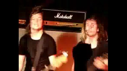 Airbourne - Too Much, Too Young, Too Fast (Live)