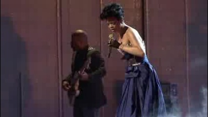 Rihanna - Take a bow - live